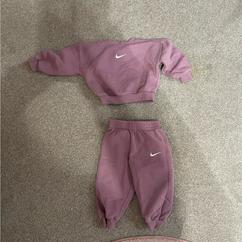 Nike Toddler Mauve Sweatshirt and Jogger Set